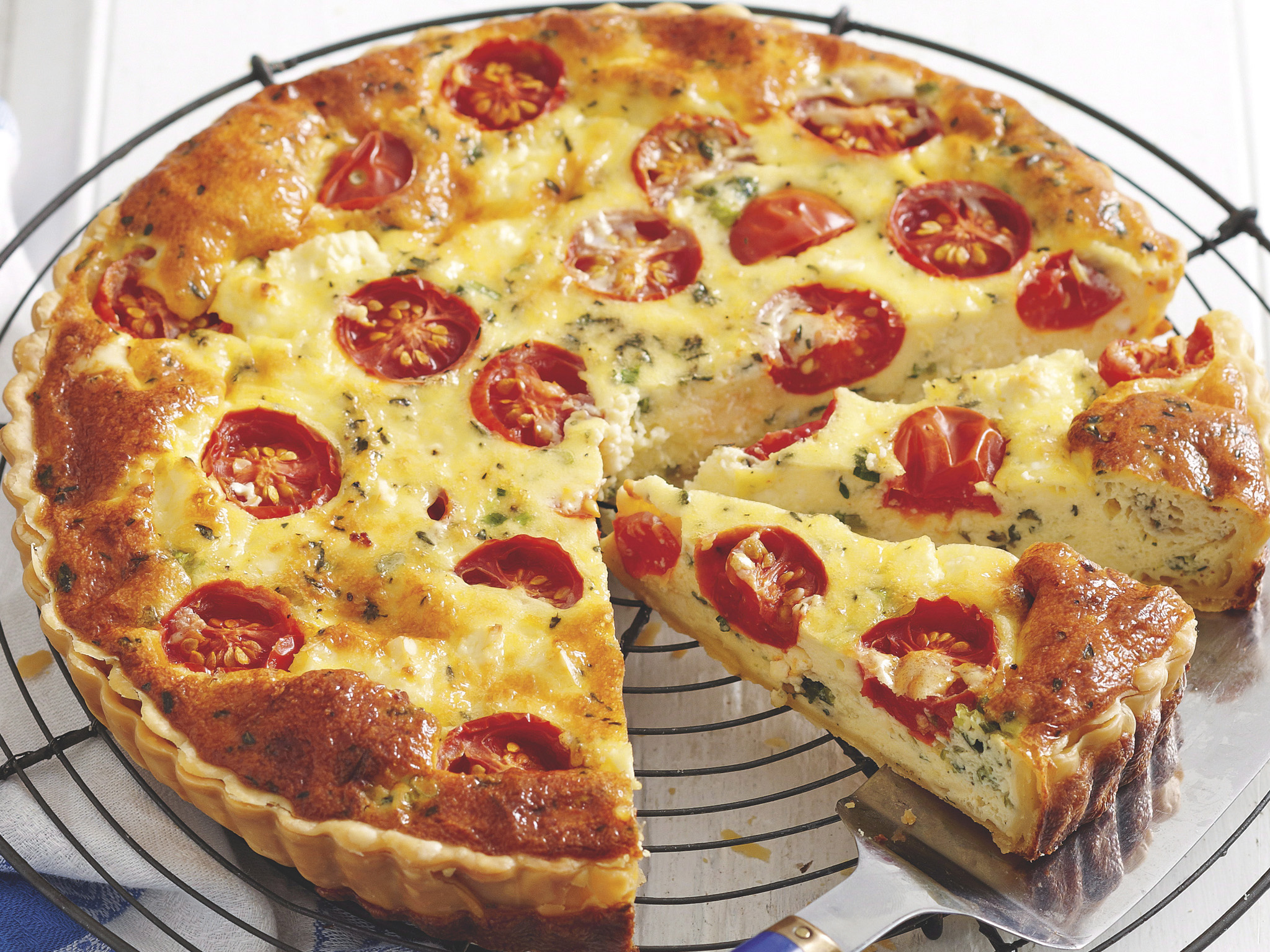 Tomato and fetta quiche | Women's Weekly Food