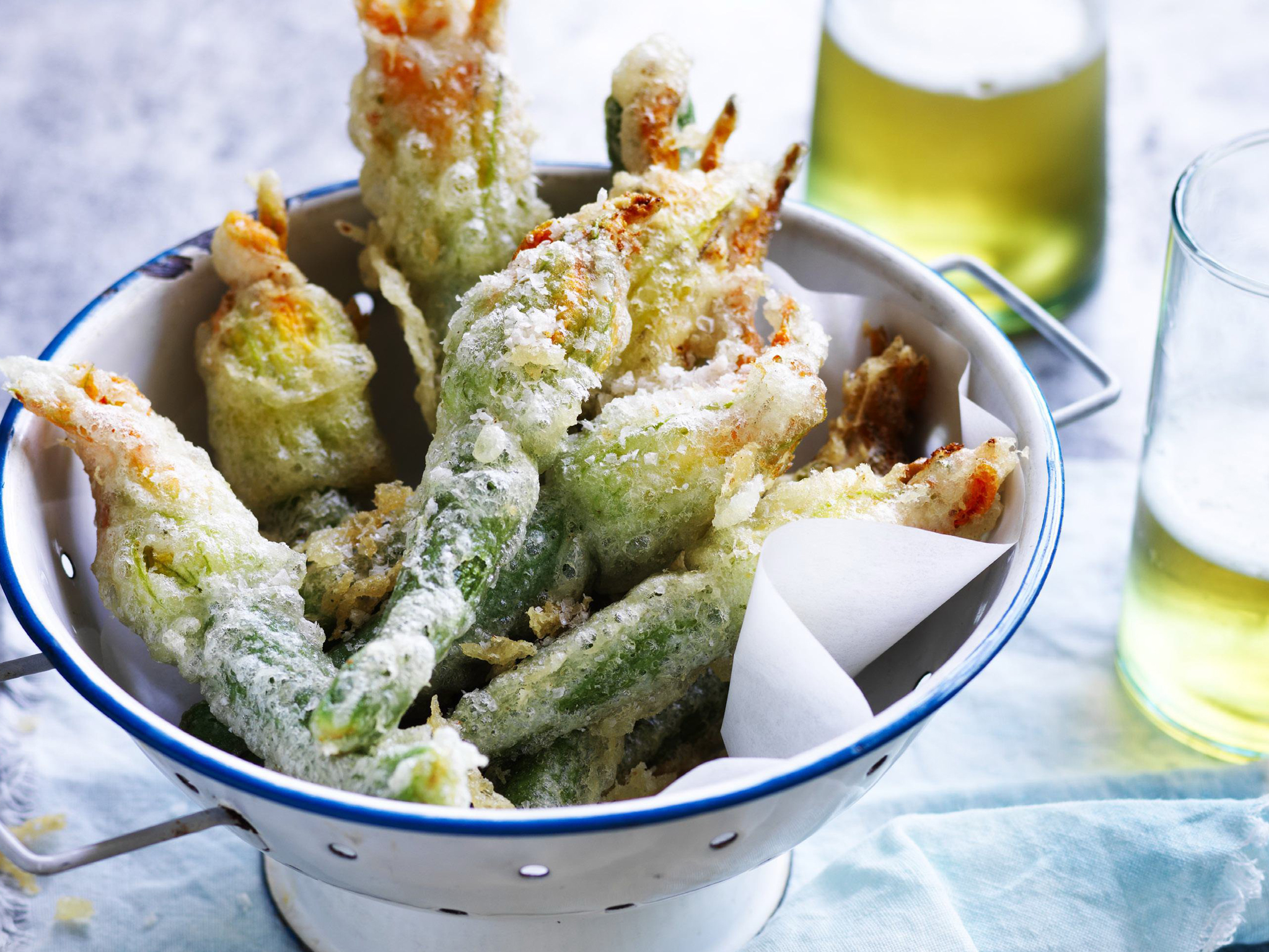 Lemon & ricotta-filled zucchini flowers