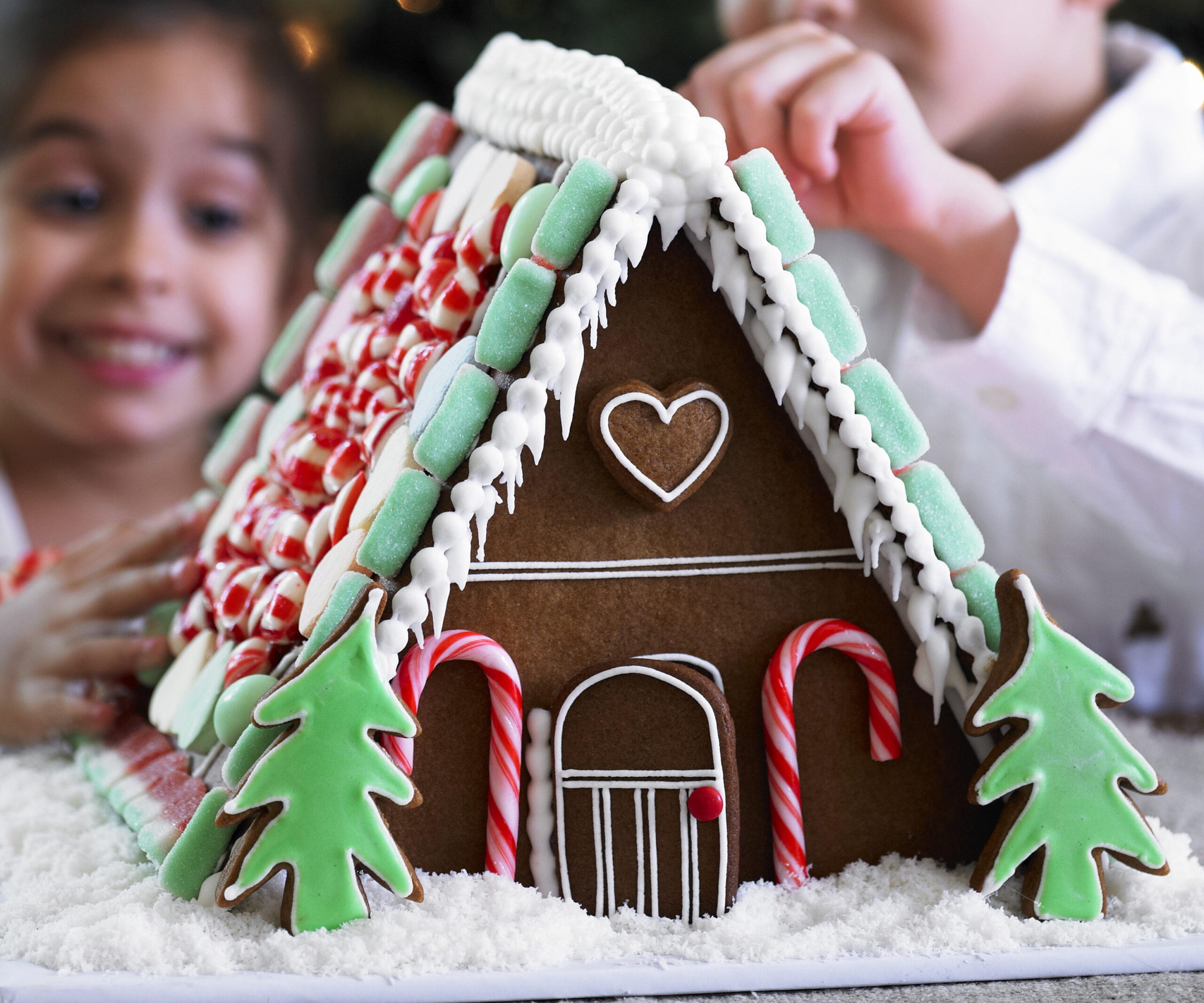 How to make an easy gingerbread house