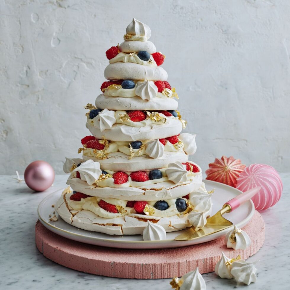 Christmas Tree Pavlova | Women's Weekly Food