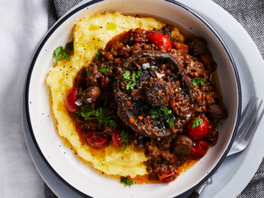 Mixed mushroom ragù with lentils